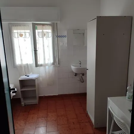 Italia 2* Reggio Emilia