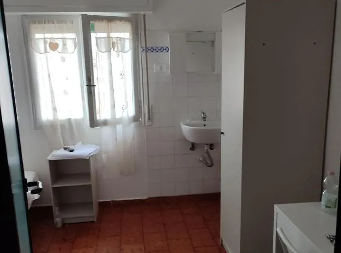 Italia 2* Reggio d'Emilie